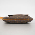 Louis Vuitton Shoulder Bag Monogram Musette Brown — view 3