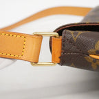 Louis Vuitton Shoulder Bag Monogram Musette Brown — view 7
