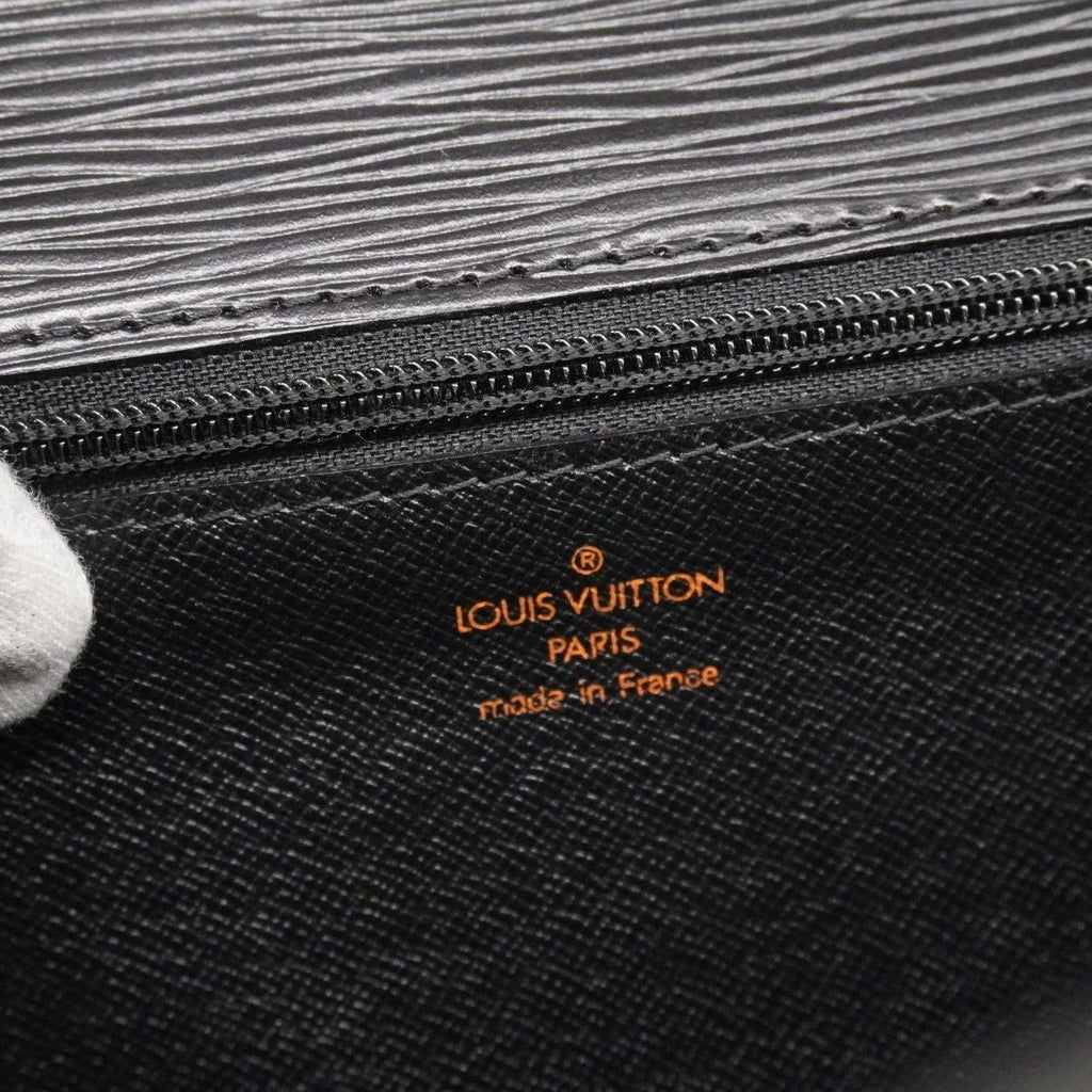 Louis Vuitton Clutch Epi Chaillot Noir — view 5