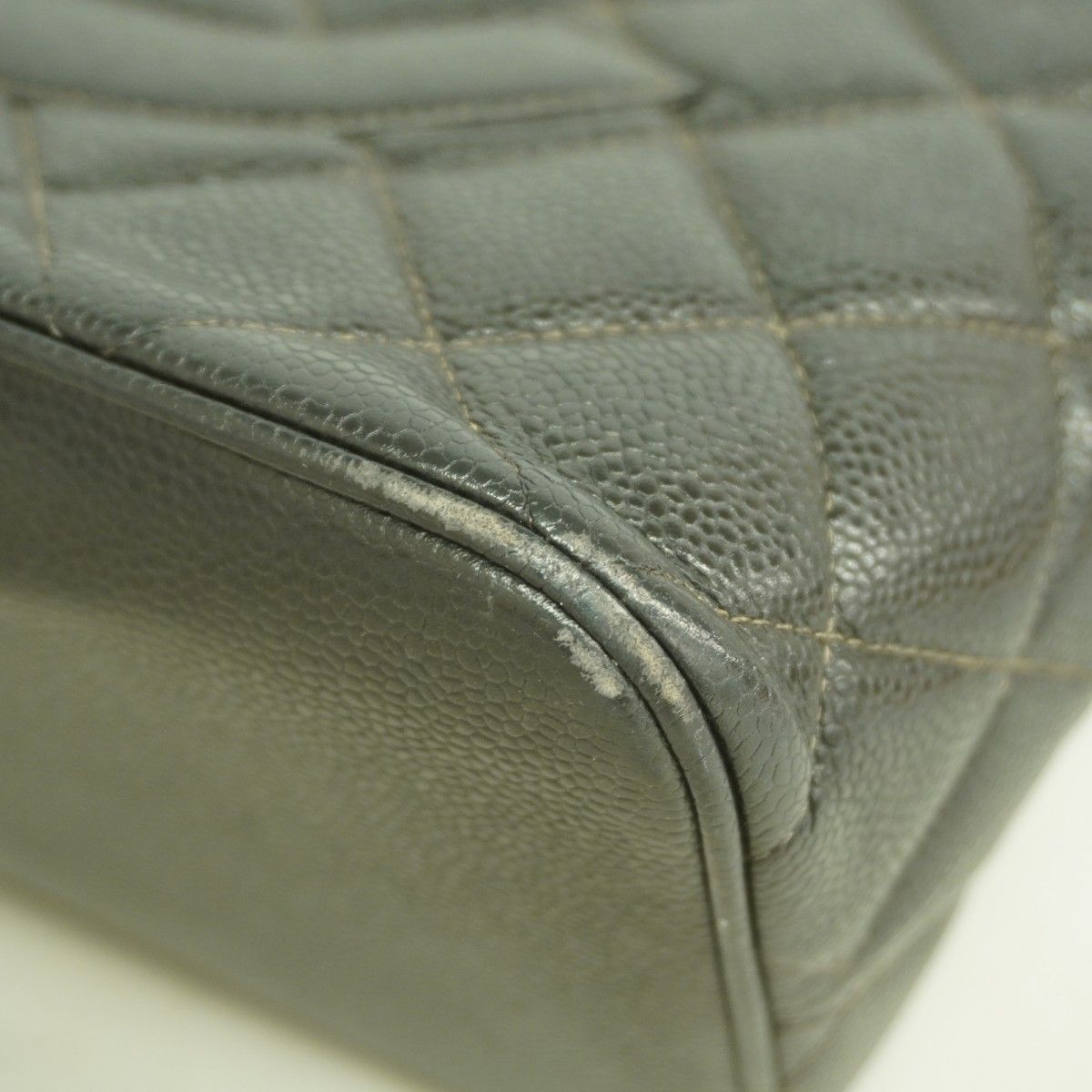 Chanel Tote Reissue Caviar Leather Black Silver — view 6
