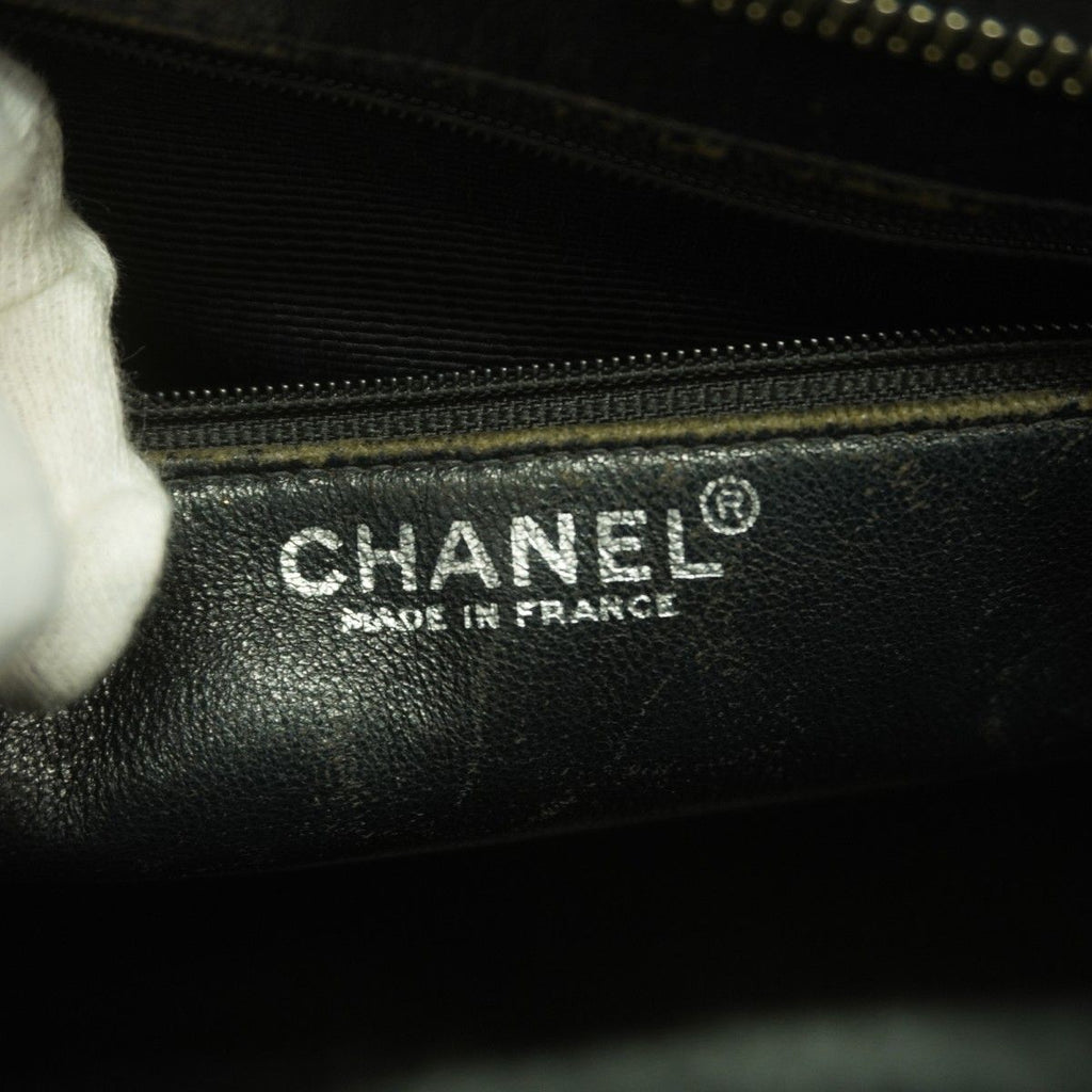 Chanel Tote Reissue Caviar Leather Black Silver — view 5