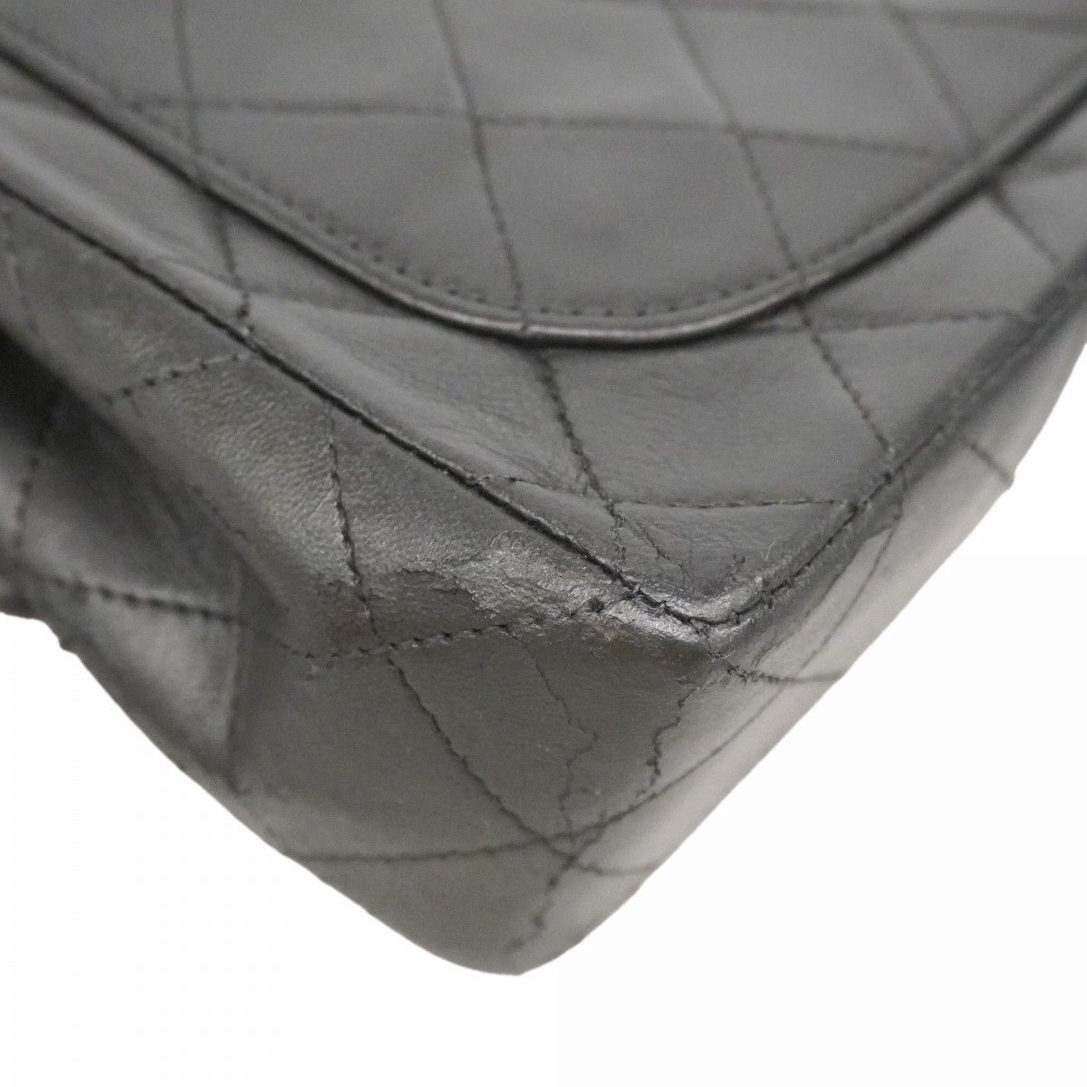 Chanel Shoulder Bag Mini Quilted Lambskin Black Gold — view 8