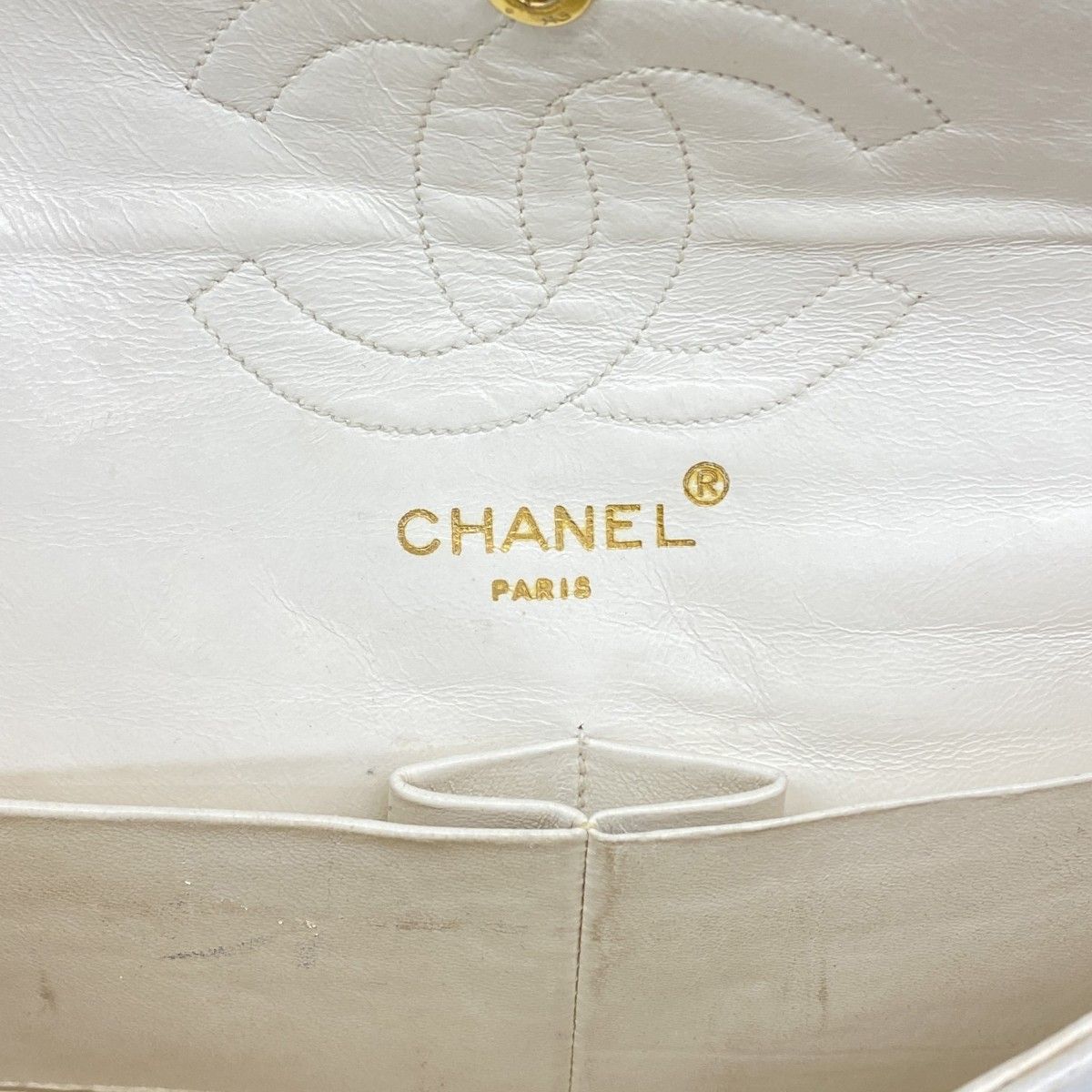 Chanel Shoulder Bag Quilted Lambskin White Gold — view 5