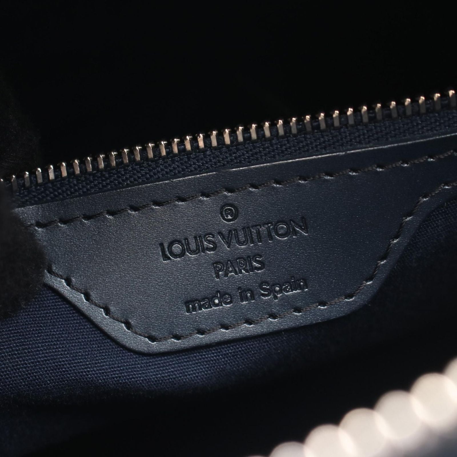 Louis Vuitton Handbag Stockton Monogram Matte Blue Leather — view 4