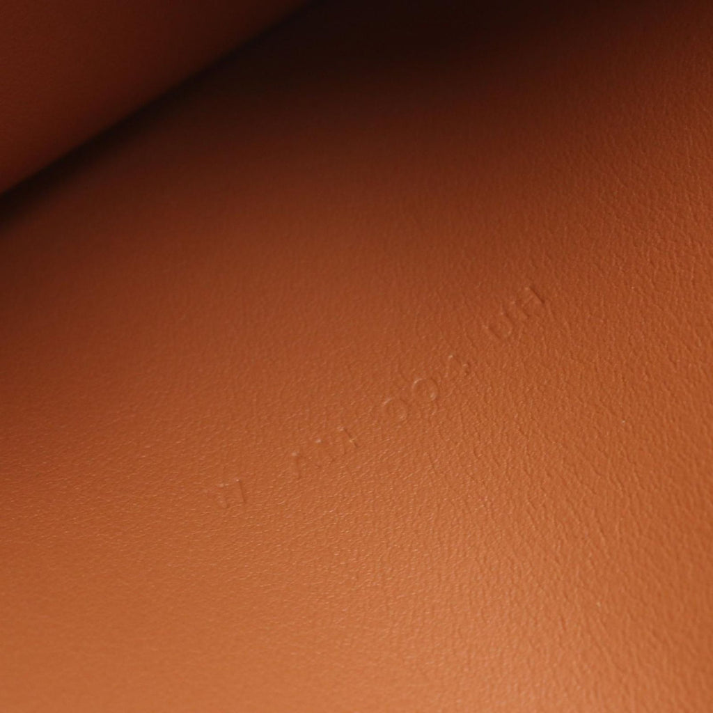 Hermes Bifold Wallet Citizen Twill Long Silk in Gold Leather — view 5