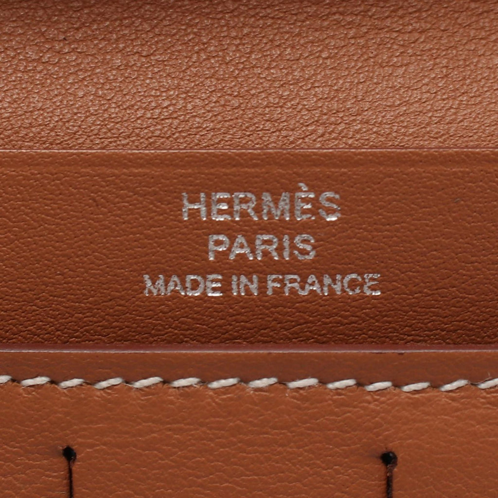 Hermes Bifold Wallet Citizen Twill Long Silk in Gold Leather — view 4
