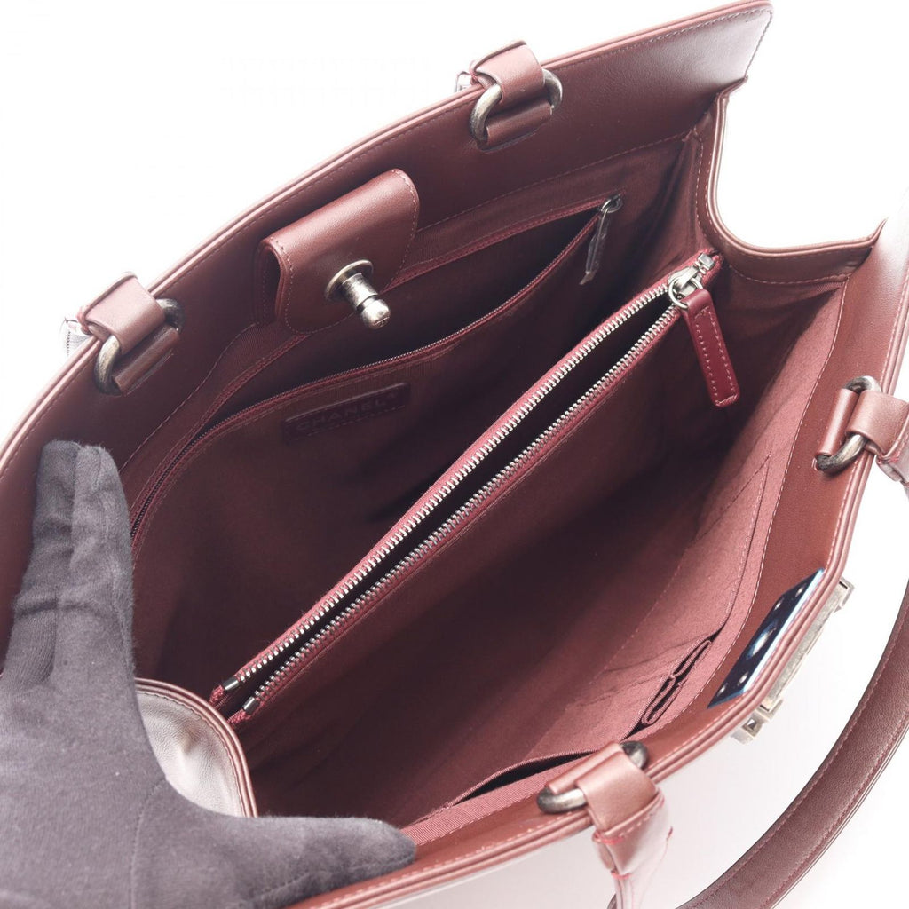 Chanel Tote Boy Stitch Wine Lambskin Shopping — view 3
