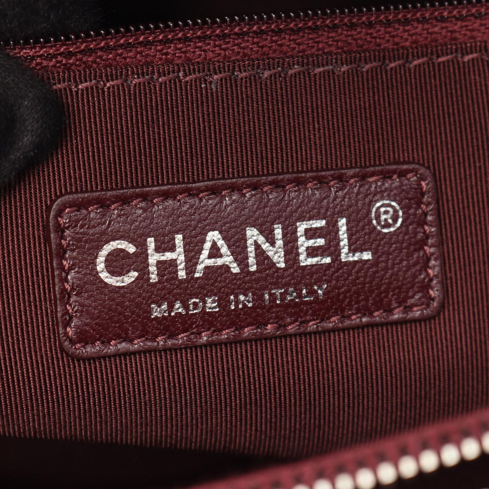 Chanel Tote Boy Stitch Wine Lambskin Shopping — view 4