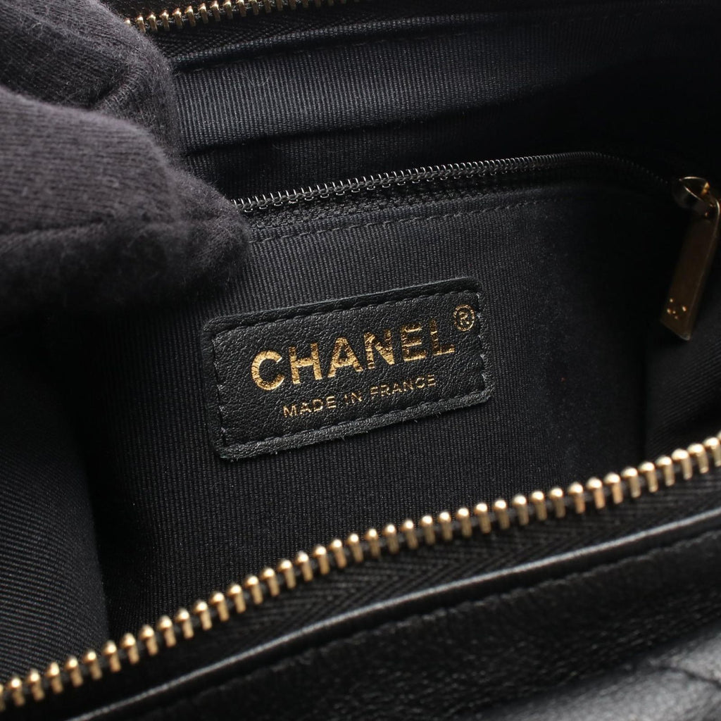 Chanel Shoulder Bag Quilted Hobo Black Lambskin — view 4