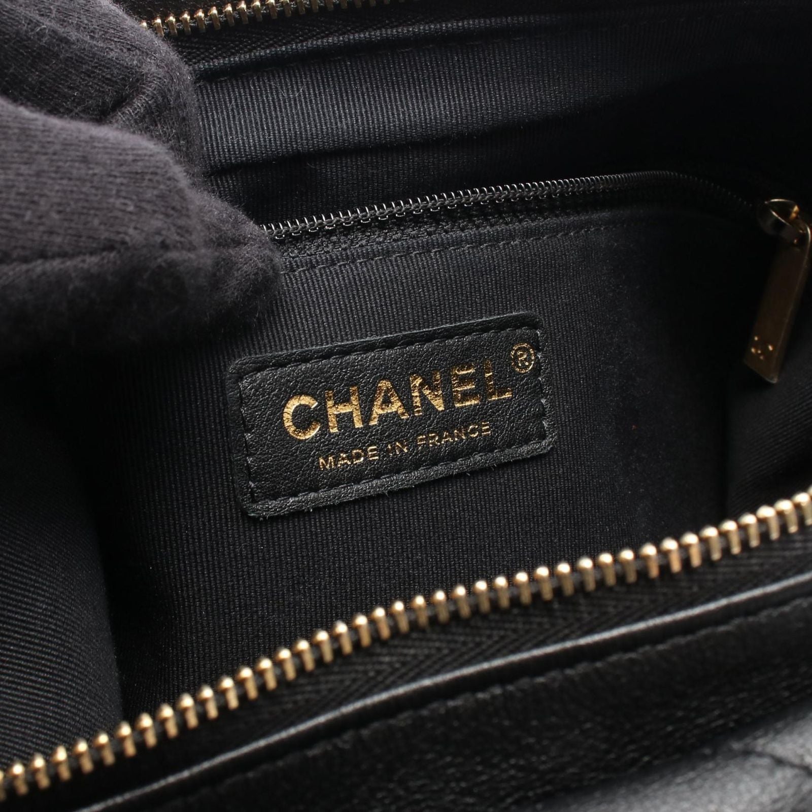 Chanel Shoulder Bag Quilted Hobo Black Lambskin — view 4