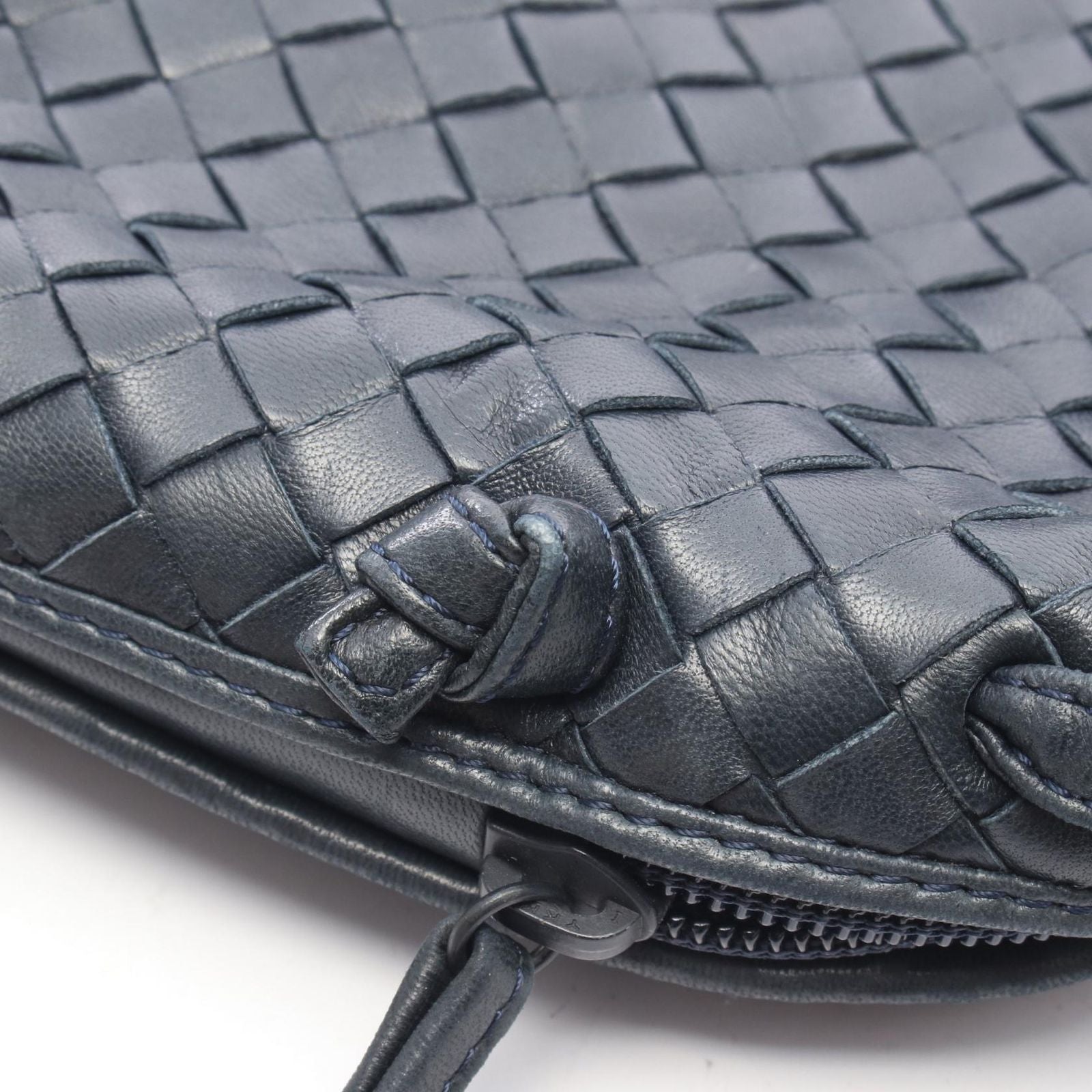 Bottega Veneta Shoulder Bag Intrecciato Navy Leather Bag with Mirror — view 9