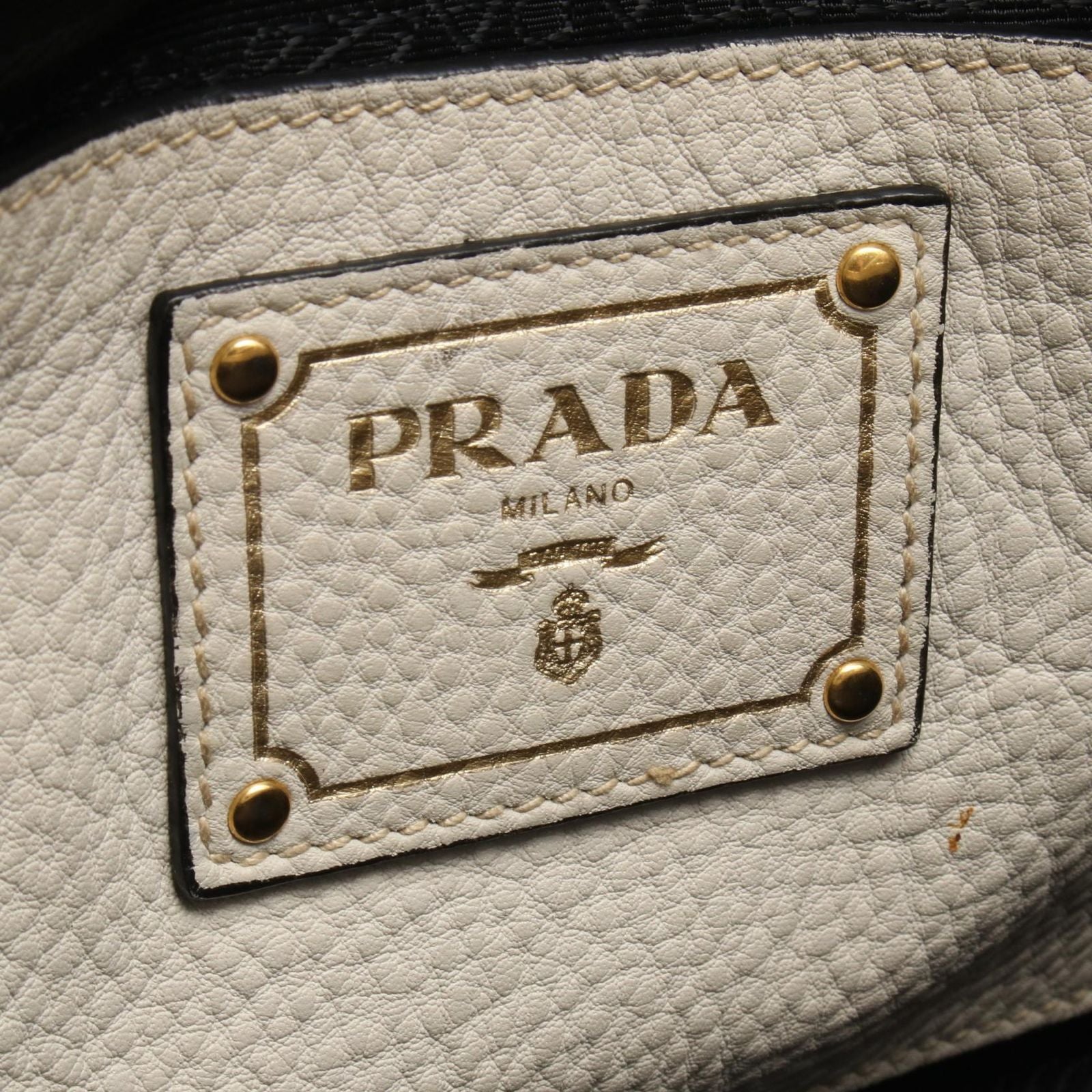Prada Handbag Triangle Plate 2-Way White Leather Logo Hand — view 4