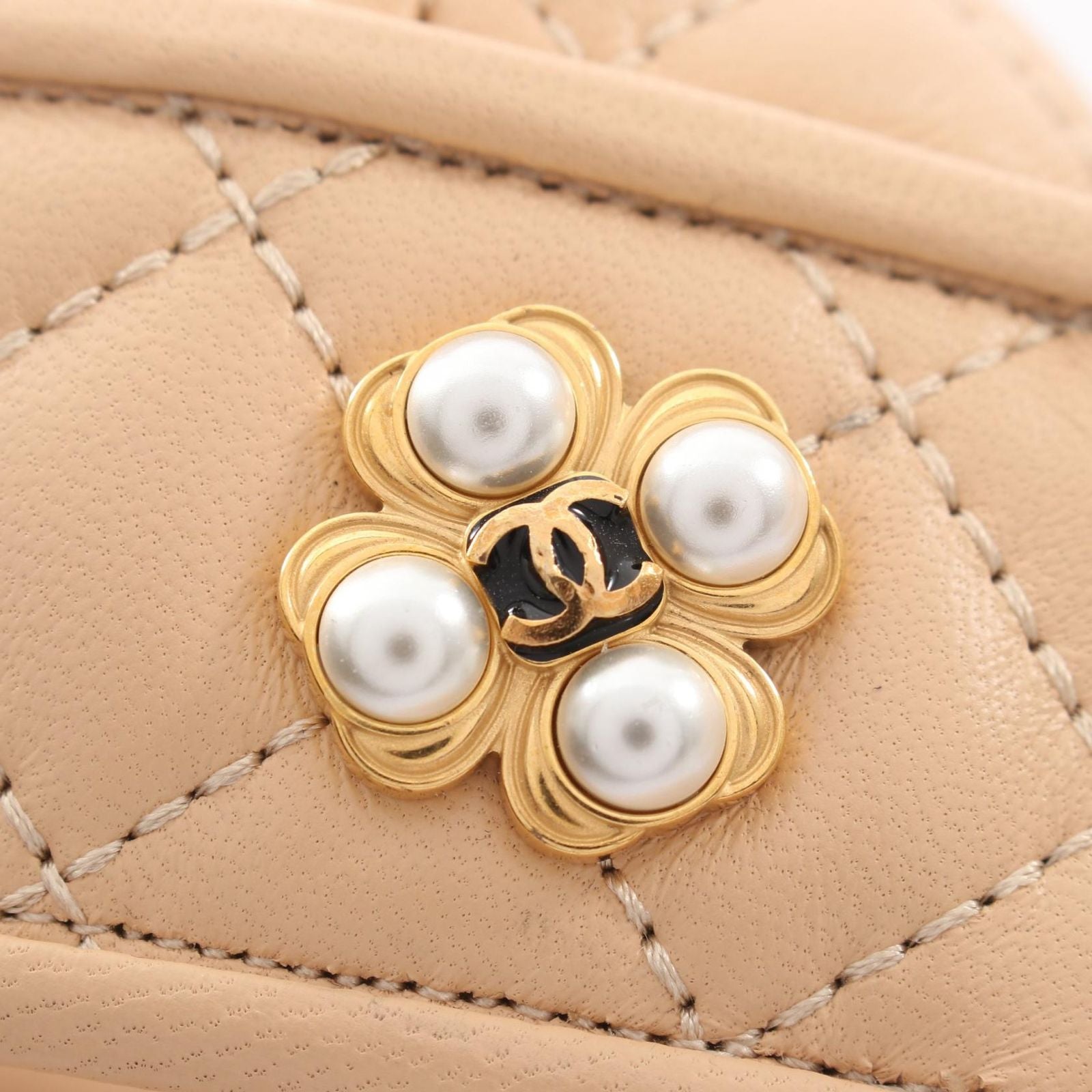 Chanel Sandals Quilted Leather — view 9