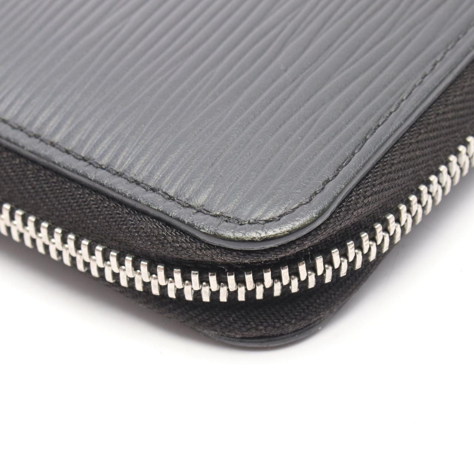 Louis Vuitton Round Wallet Zippy Organizer NM Epi Noir Leather — view 8