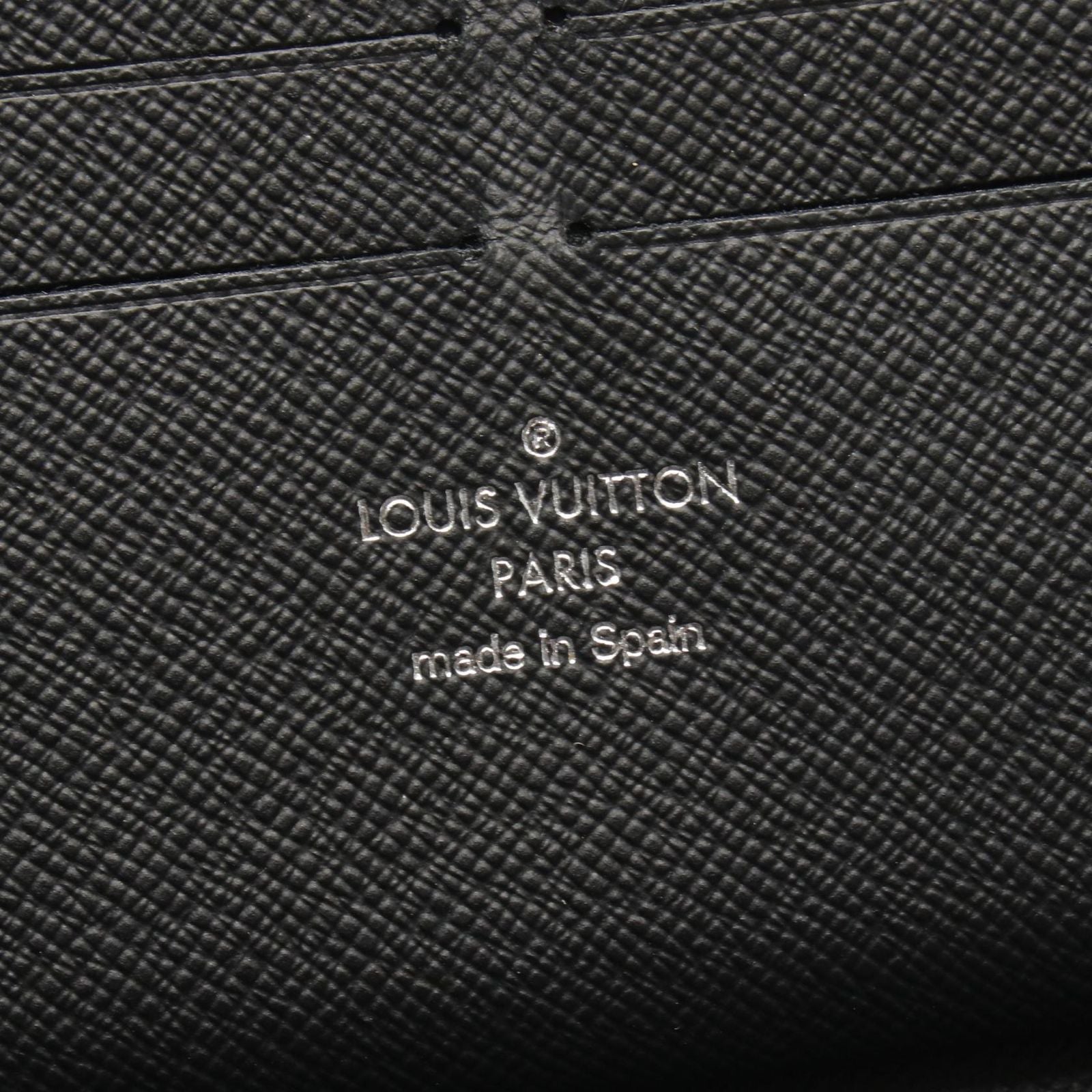 Louis Vuitton Round Wallet Zippy Organizer NM Epi Noir Leather — view 5