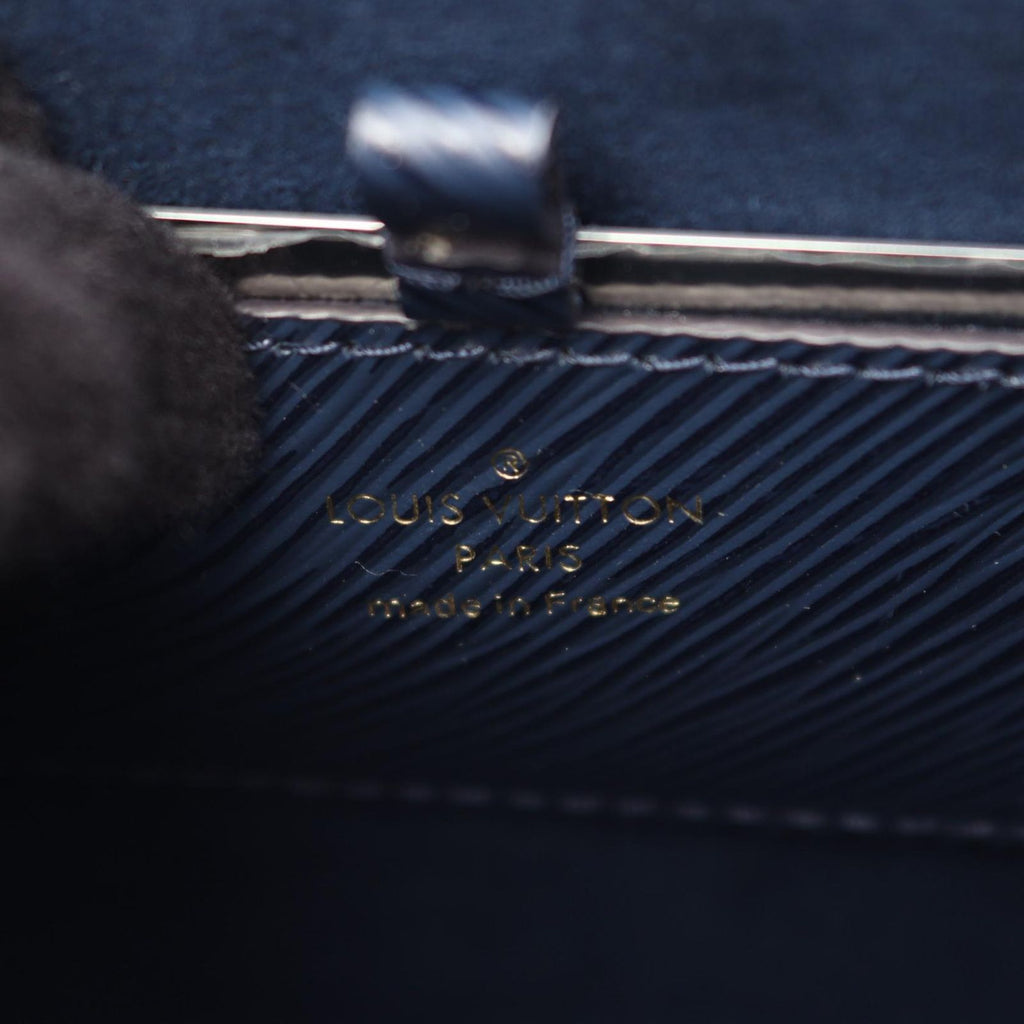 Louis Vuitton Shoulder Bag Twist MM Epi Andigo Blue Indigo Leather — view 4