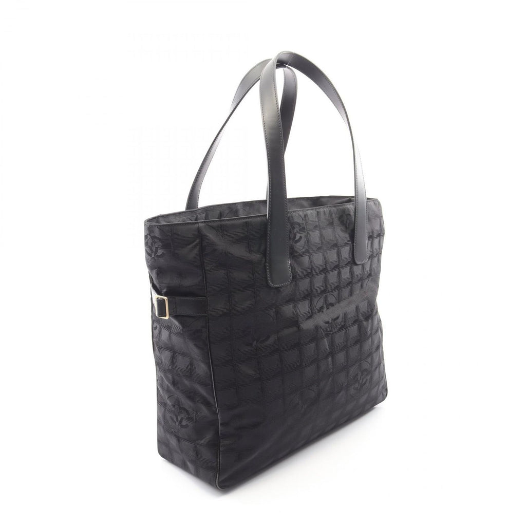 Chanel Tote New Travel Line GM Black Leather GM — view 2