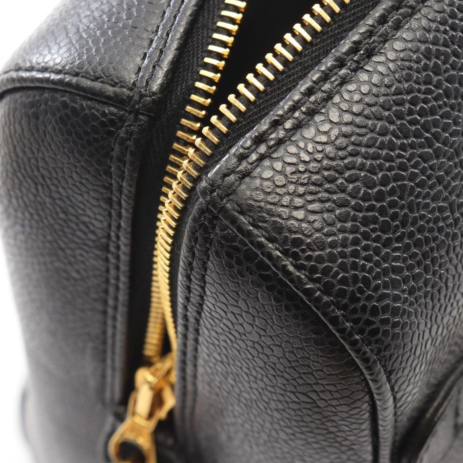 Chanel Tote Big CC Logo Black Caviar Leather CC Chain Boston — view 9