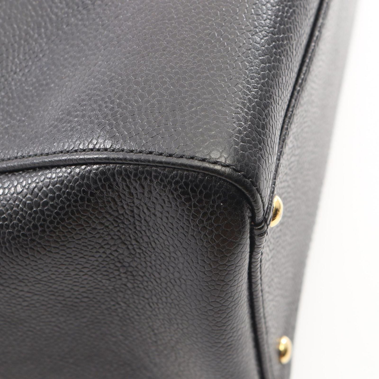 Chanel Tote Big CC Logo Black Caviar Leather CC Chain Boston — view 6