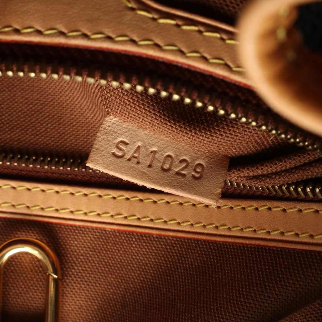Louis Vuitton Tote Batignolles Vertical Monogram Canvas Leather — view 5