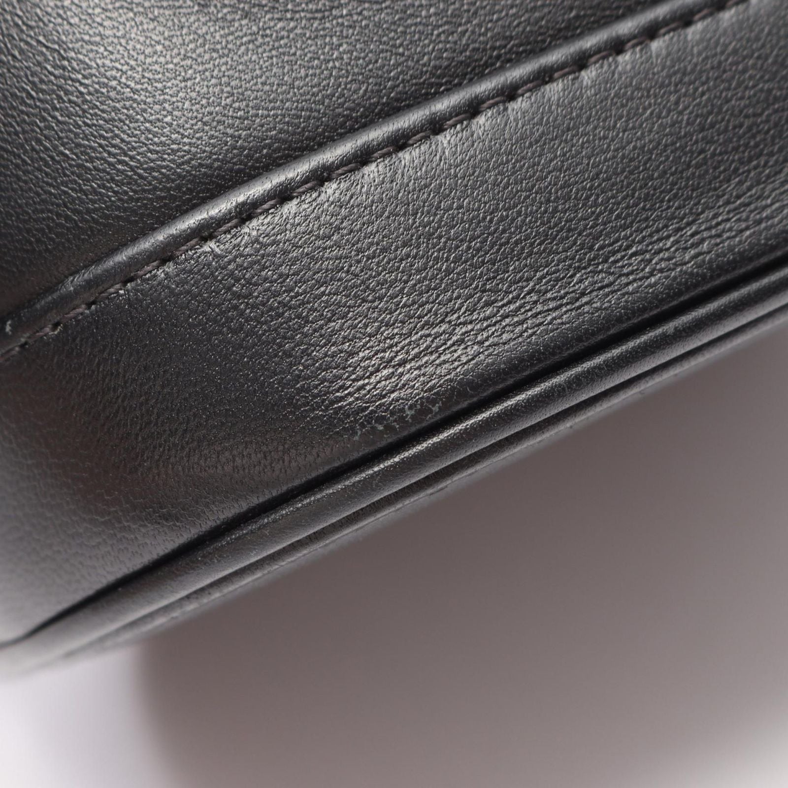 Chanel Handbag CC Logo 2-Way Black Lambskin CC Vanity Chain — view 8