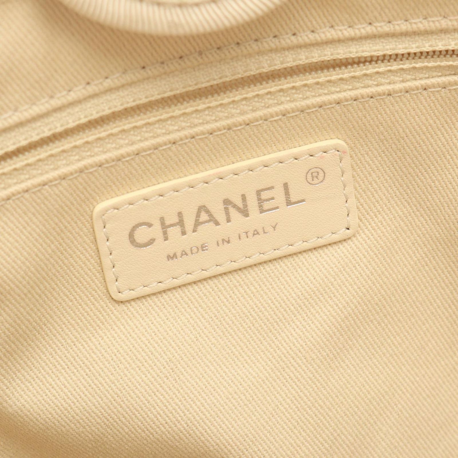 Chanel Tote Deauville PM Off White Canvas Leather Chain PM — view 4