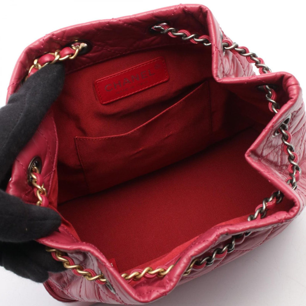 Chanel Backpack Gabriel Small Magenta Leather de Chain — view 3