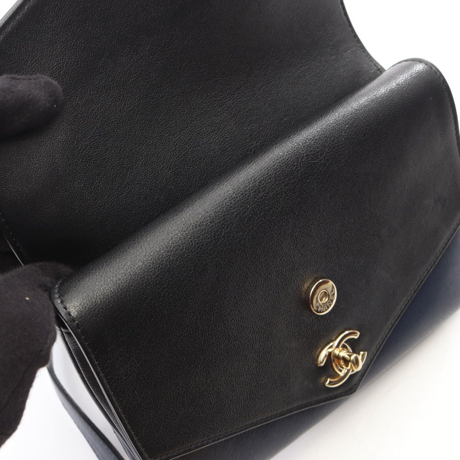Chanel Shoulder Bag Blanc Stitch Navy Leather Small — view 7