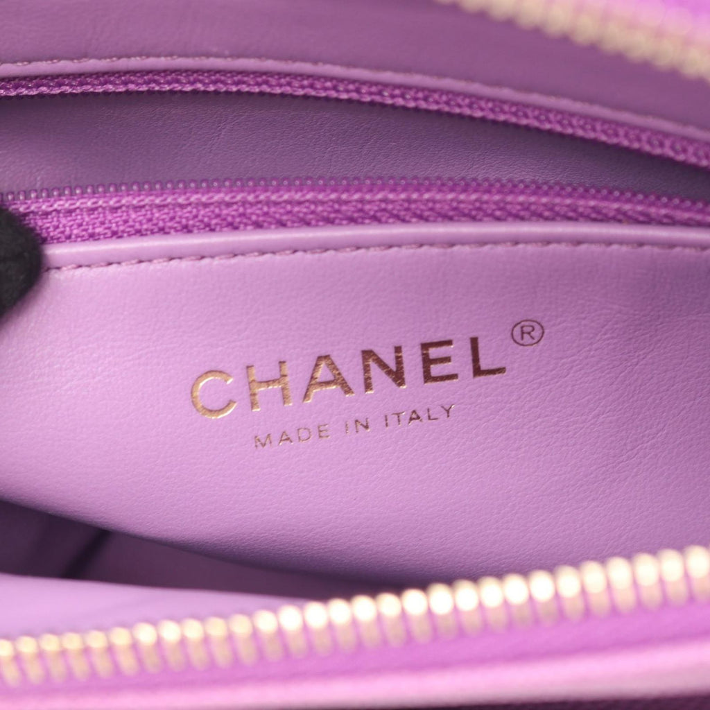 Chanel Waist Bag CC Filigree Purple Caviar Leather CC Quilted — view 4