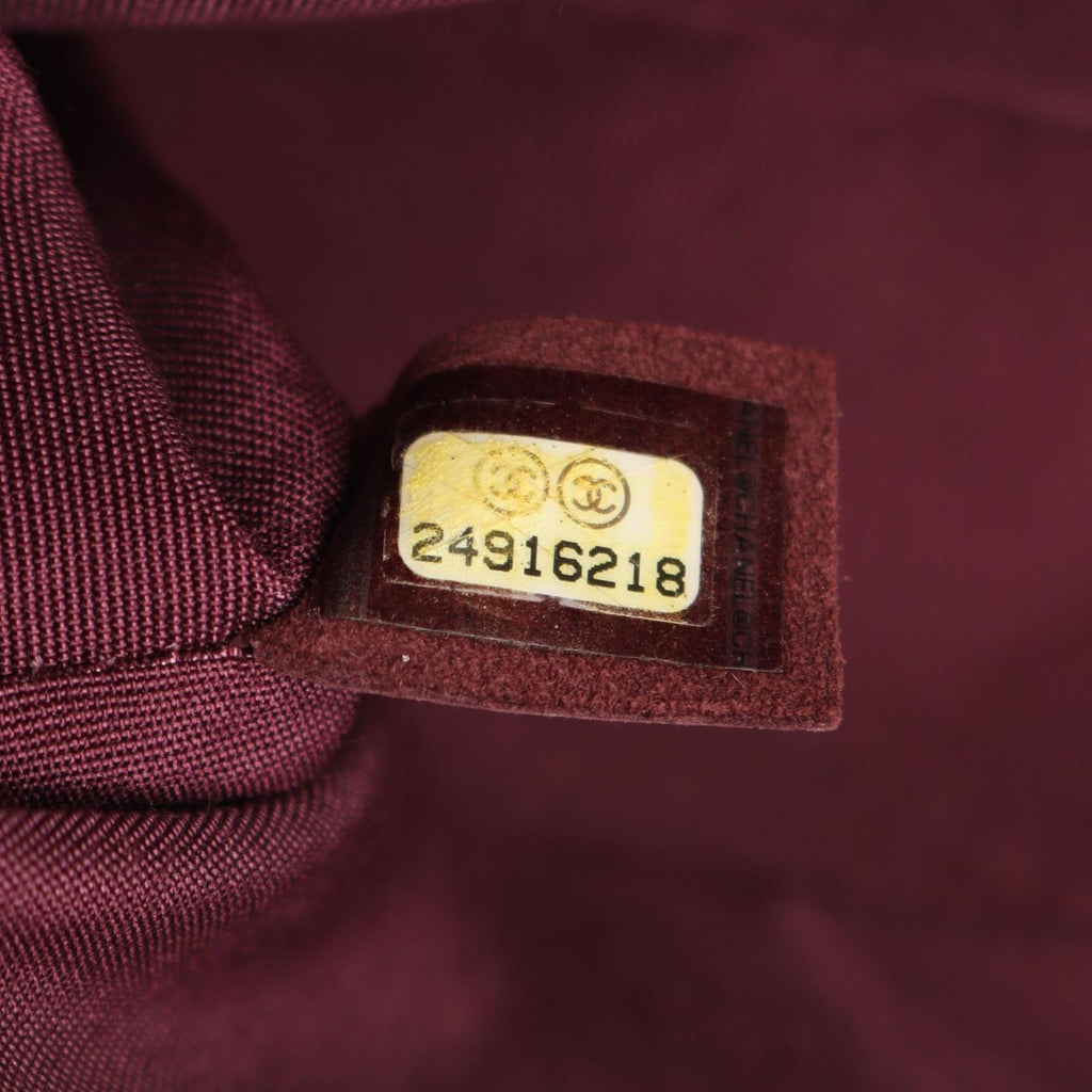 Chanel Shoulder Bag Boy Wine Red Caviar Leather Boy Stitch Chain — view 5