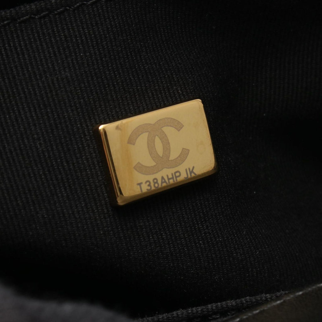 Chanel Shoulder Bag Quilted Box Chain Black Lambskin — view 5
