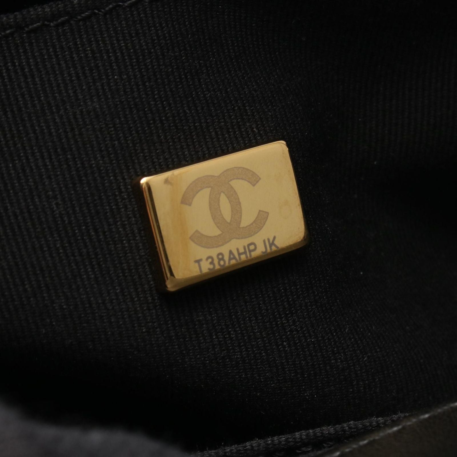 Chanel Shoulder Bag Quilted Box Chain Black Lambskin — view 5