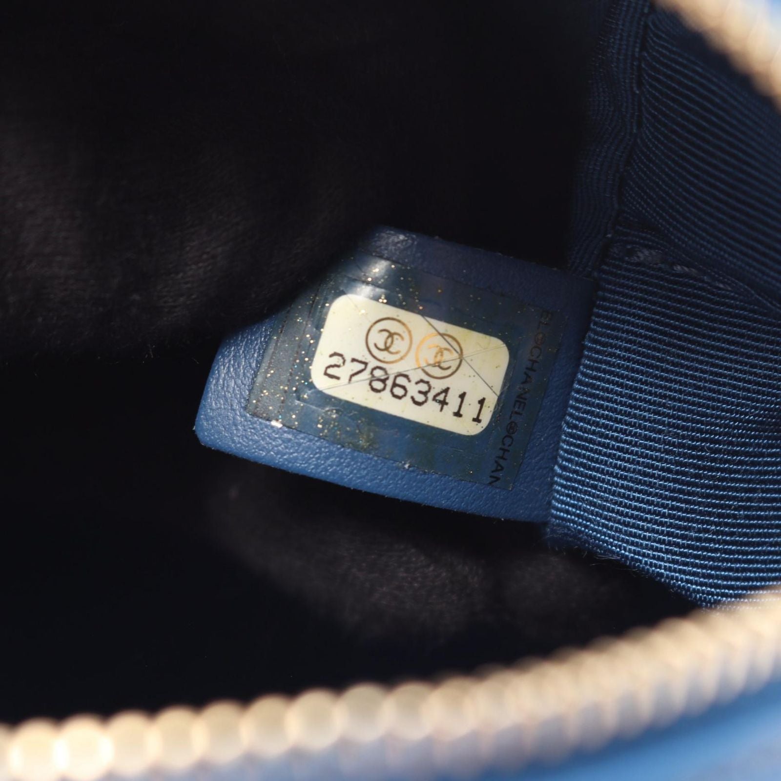 Chanel Shoulder Bag Quilted Small Blue Leather — view 5