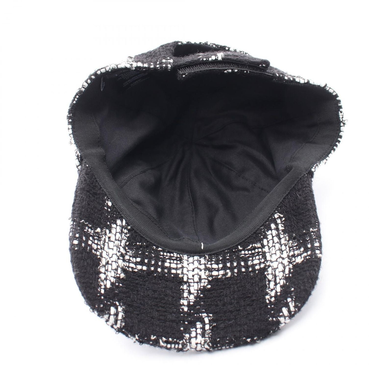 Chanel Cap CC Logo Wool Leather Cap — view 3
