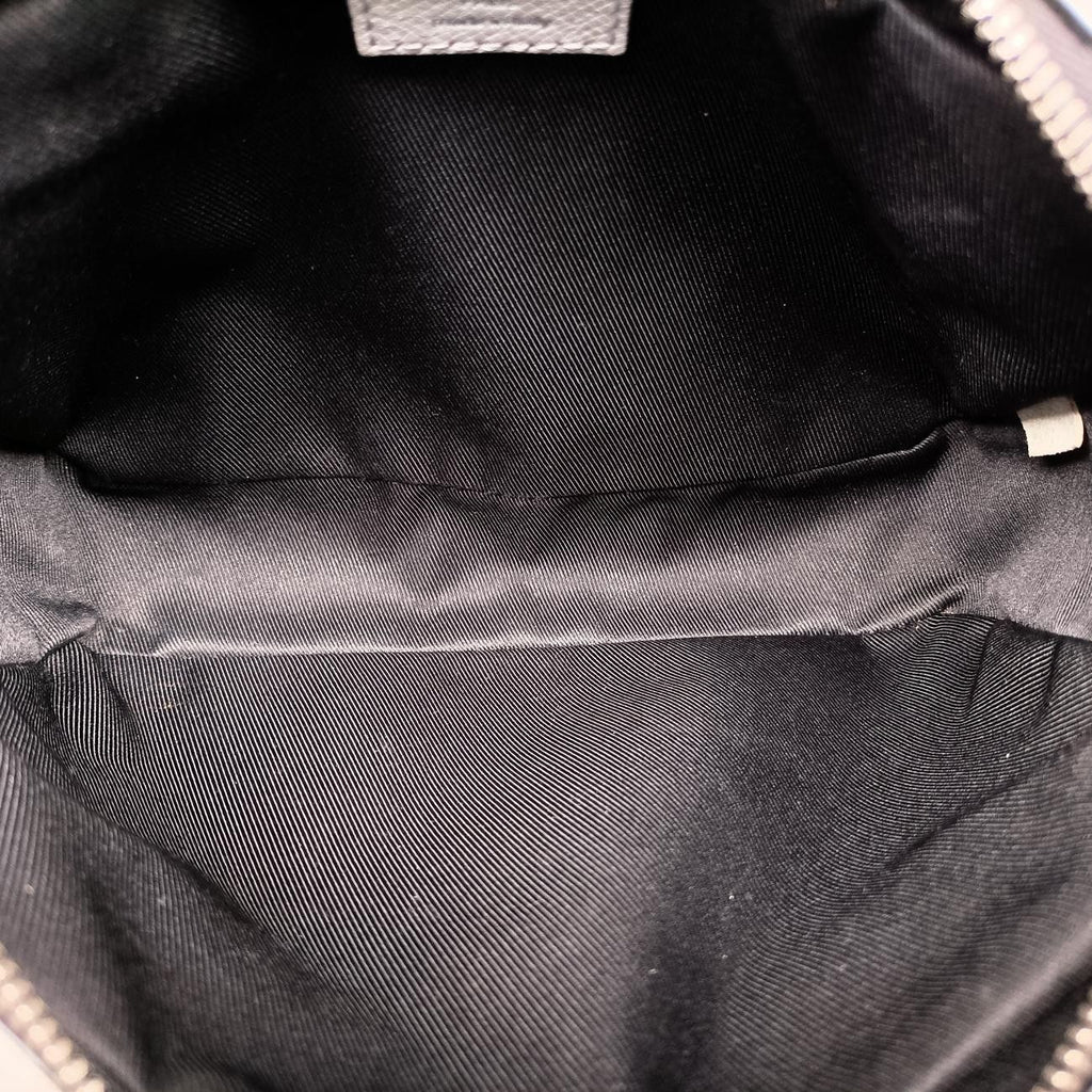 Louis Vuitton Outdoor Taigarama Antarctica Taiga Handbag — view 9
