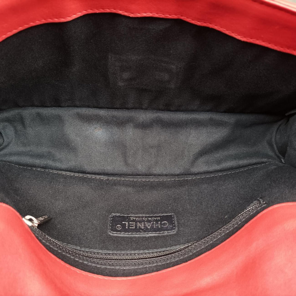 Chanel Quilted Turnlock 2.55 Red Lambskin Handbag — view 9