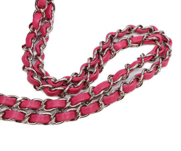 Chanel Neo Pink Lamb Silver Quilted 25 cm Shoulder — view 8