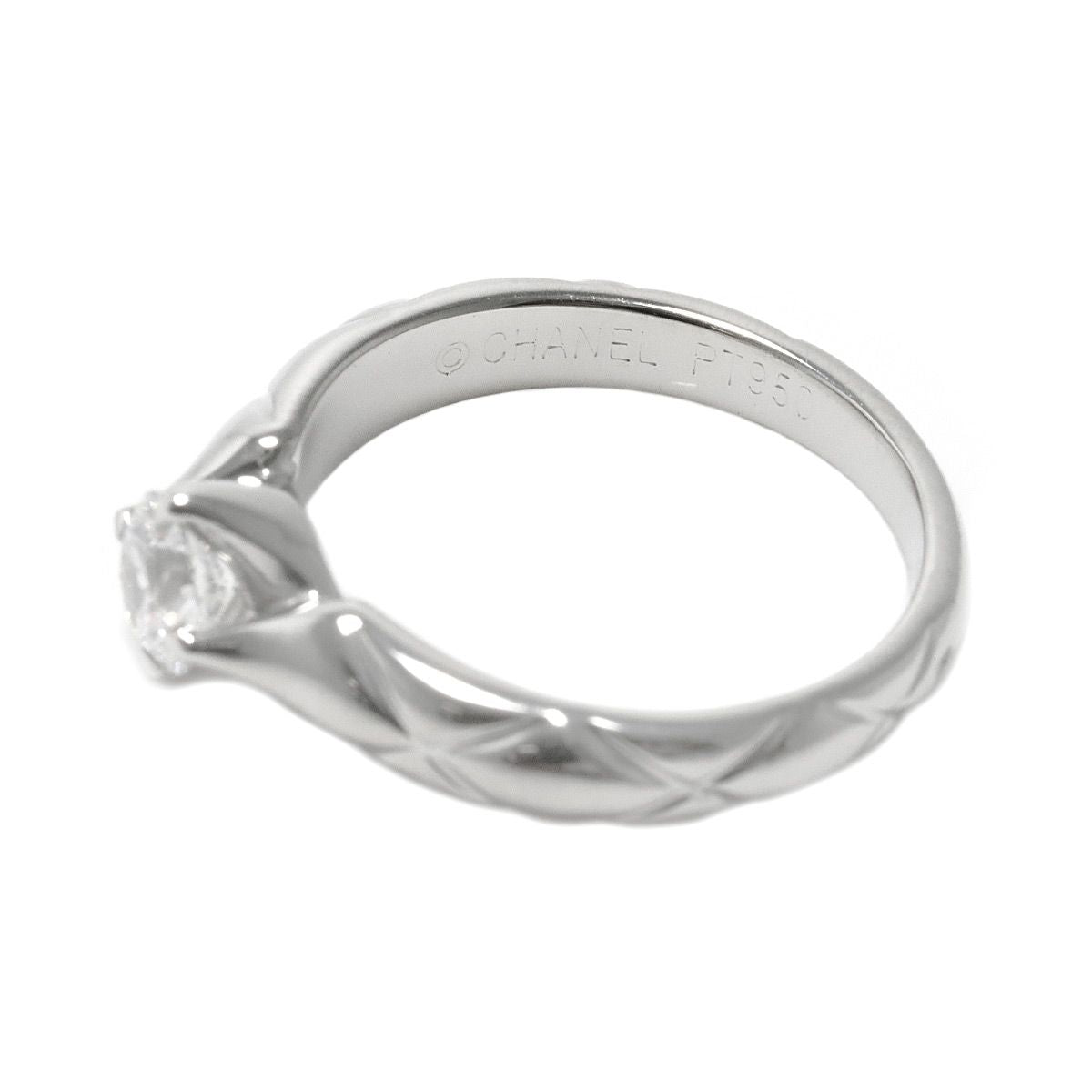 Chanel Quilted Engagement Ring Diamond Pt Platinum — view 3
