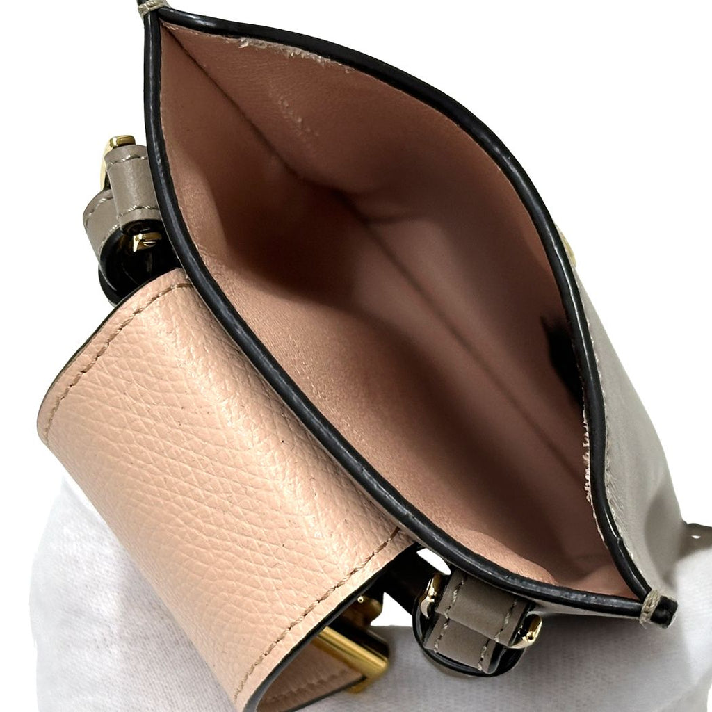 Fendi FF Diamond Shoulder Bag Leather Phone Pouch Gray Pink Gold Pochette — view 5