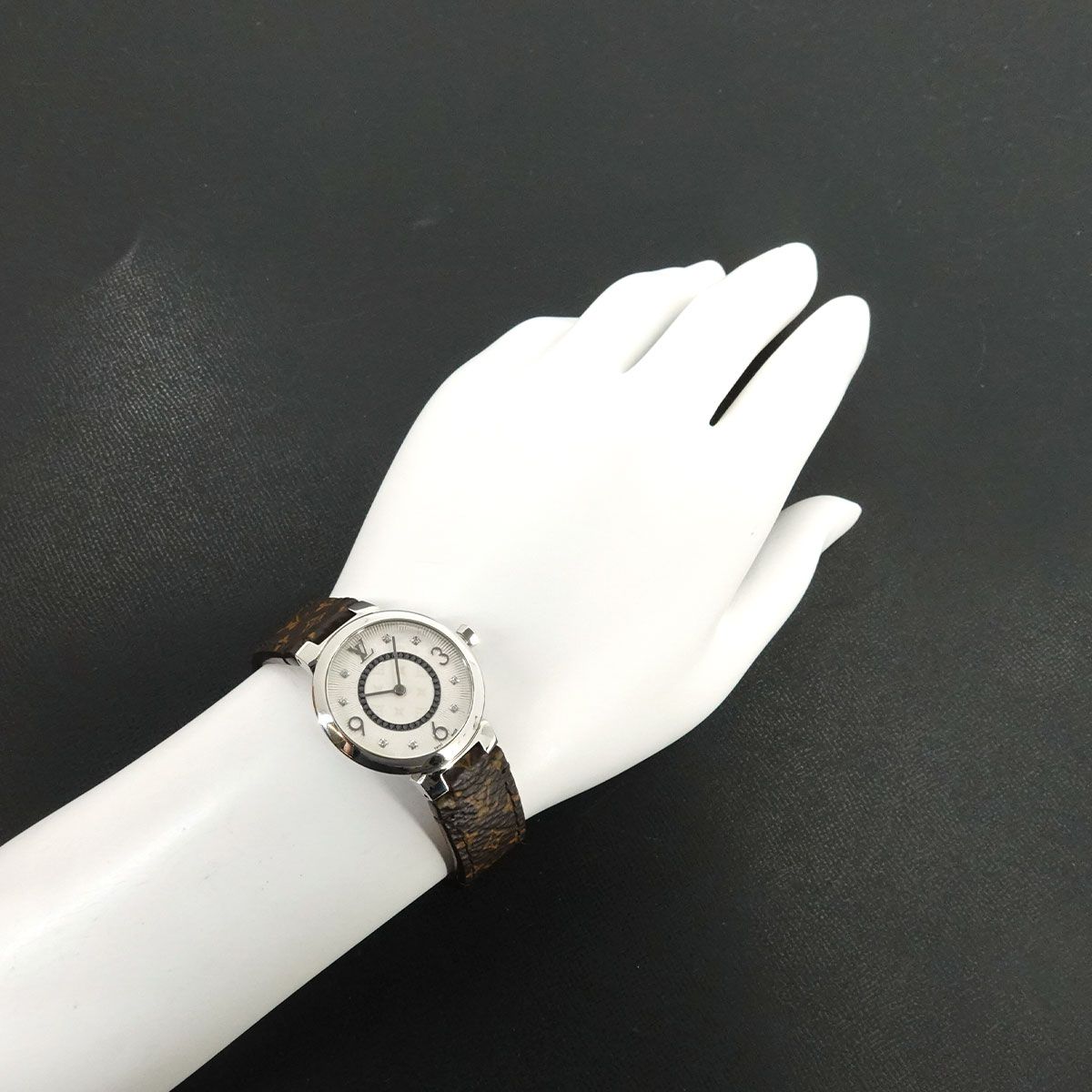 Louis Vuitton Tambour Watch Diamond Silver Quartz — view 4