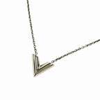 Louis Vuitton Essential Necklace Silver — view 2