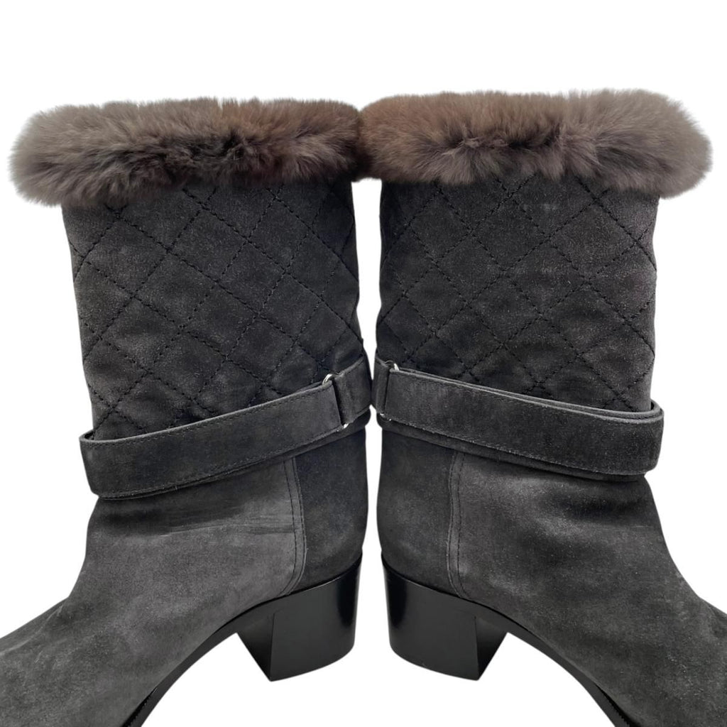 Chanel Middle Boots Quilted Embossed Logo 38.5 Suede Fur Gray Silver — view 8