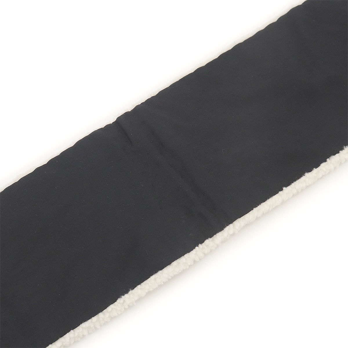 Louis Vuitton Echarpe Shearling Scarf White Black Winter — view 3