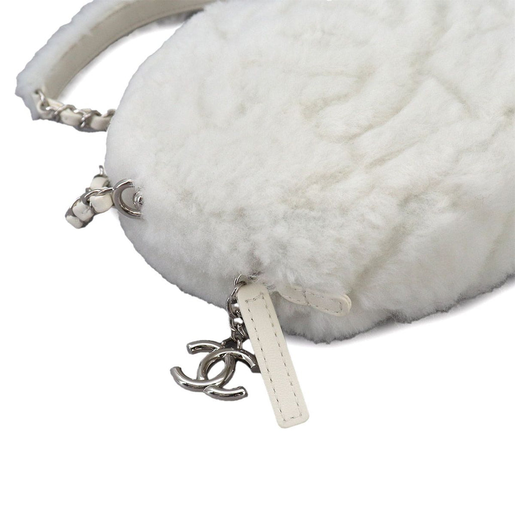 Chanel Chain Shoulder Bag Shearling Leather White — view 9