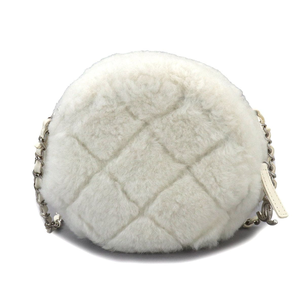 Chanel Chain Shoulder Bag Shearling Leather White — view 3