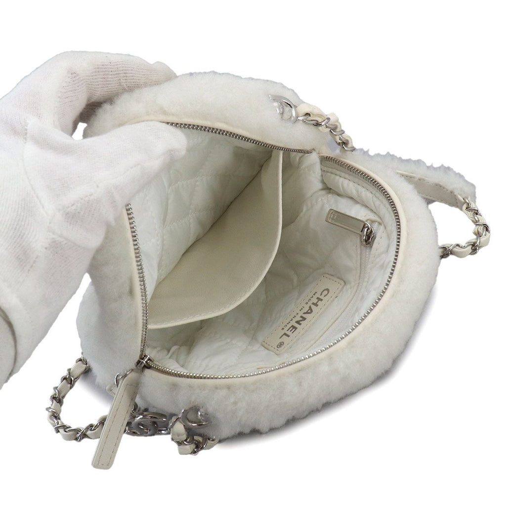 Chanel Chain Shoulder Bag Shearling Leather White — view 7