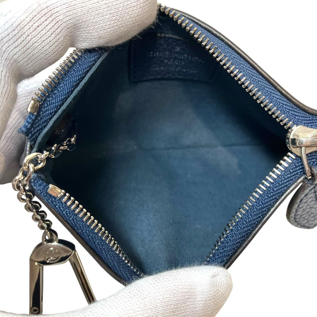 Louis Vuitton Pochette Cles Mahina Calf Leather — view 3