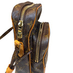 Louis Vuitton Amazon Monogram Shoulder Bag Canvas — view 8