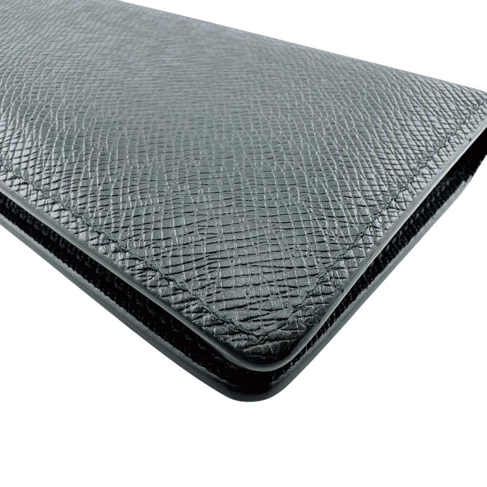 Louis Vuitton Portefeuille Brazza Taiga Wallet — view 4
