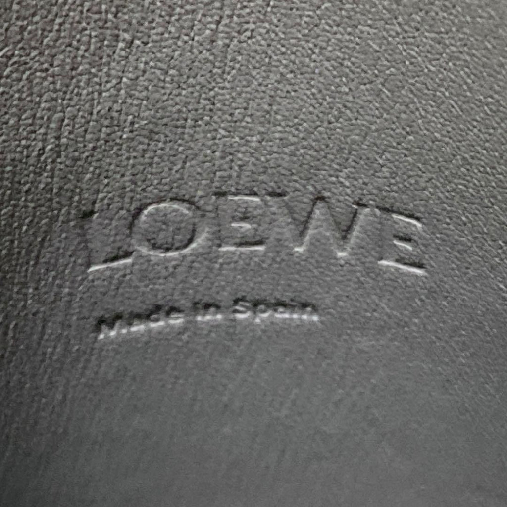Loewe Dice Pocket Shoulder Bag Gray Anagram — view 8